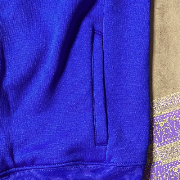 TYR Woman’s Freestyle Sport Competitor Swim Jacket - Picture 4 of 8